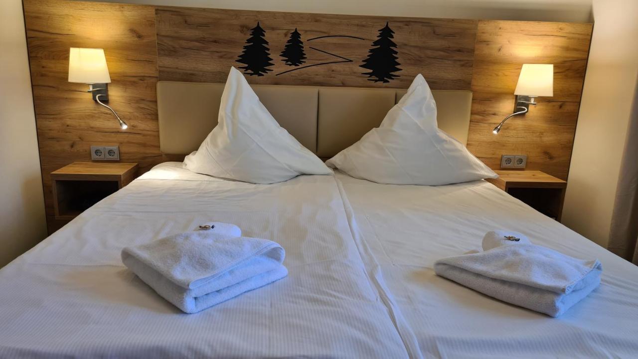 Hotel Am Wald B&B Michendorf Extérieur photo